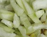 खुर्रा तुरई Khura Turai recipe in hindi) रेसिपी चरण 3 फोटो
