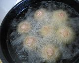 A picture of step 5 of Fried Potato Meatballs.