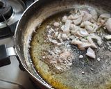 A picture of step 5 of Restaurant style bhindi masala.