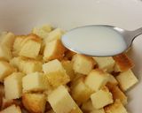 A picture of step 2 of Manberry Trifle.