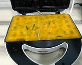A picture of step 3 of Omelette Waffle.