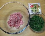 A picture of step 1 of Cute Flower-Shaped Chinese Chive Dumplings.