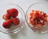 A picture of step 1 of Mini Strawberry Daifuku.