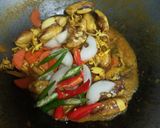 Gambar langkah 2 resipi Sotong Kacang Panjang Goreng Kicap.