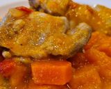 Foto del paso 8 de la receta Jamoncitos de pollo guisados con boniato y tomate