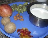 A picture of step 1 of Fruit custard.