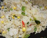 Foto langkah ke 3 dari resep Nasi goreng putih ngumpet.