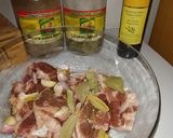 Foto del paso 1 de la receta Chuletas de cordero mallorquín fritas con ajos, laurel, oliva virgen