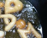 صورة لخطوة 3 من وصفة الدونات المقلي 😋🍩