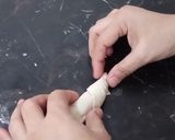 A picture of step 8 of Mini Potato Cone.