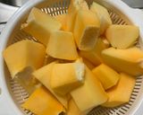 Hình bước làm 2 của món Thịt Kho Đu Đủ Hườm