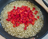 Foto del paso 2 de la receta: Arroz con gambas y champiñones