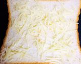 Hình bước làm 3 của món Pizza Bánh Mì Thập Cẩm🥪