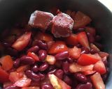 A picture of step 2 of Chilli Con Carne.