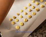 A picture of step 4 of Pineapple egg drop biscuit.