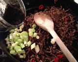 A picture of step 4 of Crispy Asian Beef with a Crunchy Slaw.