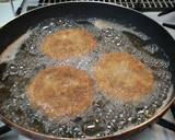 A picture of step 5 of Minced Beef Cutlets.