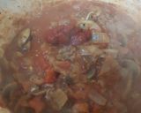 A picture of step 4 of Chicken Cacciatore. 😘.