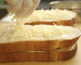 A picture of step 7 of Croque Monsieur (Toasted Ham and Cheese Sandwich).