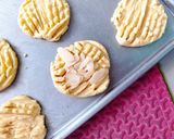Foto langkah ke 3 dari resep Almond cheese Cookies.