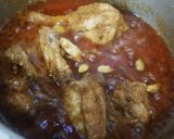 A picture of step 10 of Chicken qorma.