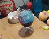 A picture of step 3 of Cherry mocktail.