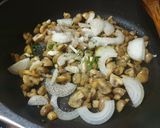 Pas rețetă Shakshuka verde (cu ciuperci și mangold) 1 fotografie
