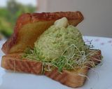 A picture of step 2 of Avocado and Macadamia Diet Brunch Sandwich / DAY 2.