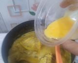 Foto langkah ke 6 dari resep Kari Ayam Lumut Telur (bisa jadi menu MPASI 16 bulan).