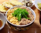 A picture of step 6 of One Pan Tri-colour Miso Soboro Rice Bowl.