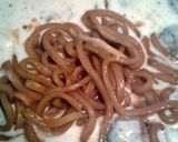 A picture of step 3 of Udon noddles with meatballs.