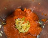 Foto del paso 3 de la receta: Calamares patagónicos en salsa en Thermomix TM31