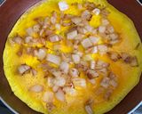 Foto del paso 5 de la receta: Tortilla de huevo con cebolla blanca