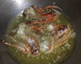 Gambar langkah 3 resipi Ketam Telur Masin.