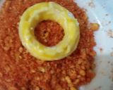 A picture of step 6 of Cheesy Cheetos onion rings 😋😋.