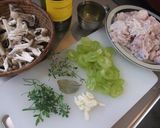 A picture of step 1 of Chicken and Green Grapes in White Wine.
