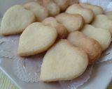 A picture of step 7 of Easy Just-Mix Almond Cookies.