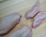 A picture of step 1 of Mom's Juicy Chicken Wings 
