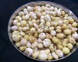 રોસ્ટેડ સોલ્ટી મખાના (Roasted Salty Makhana Recipe In Gujarati)) રેસીપી સ્ટેપ3ફોટો