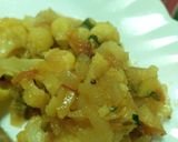 A picture of step 6 of Cauliflower curry.