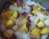 A picture of step 3 of Macrobiotic Simmered Sweet Onion and Sweet Potato.