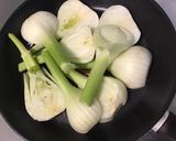 Une image de l'étape 2 de Fenouils braisés au jus de porc.