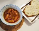 A picture of step 2 of Sir's Carne with hotdog Bread.