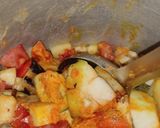 आलू बैंगन की सब्जी (Aloo baingan ki sabzi recipe in hindi) रेसिपी चरण 3 फोटो