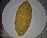 Foto langkah ke 5 dari resep Omurice white with japanese curry sederhana pakai bumbu kari instan (nasi goreng ala Kyoto Jepang).