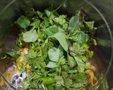 A picture of step 2 of Coconut Chutney.