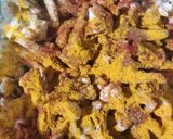 A picture of step 1 of Gobhi Pakore.