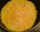 A picture of step 4 of Cassava Tortilla with Cheese.