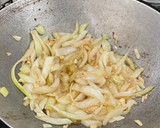 Foto langkah ke 3 dari resep Ayam Kecap Bawang Bombay.