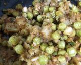 A picture of step 1 of Green peas potato cone.